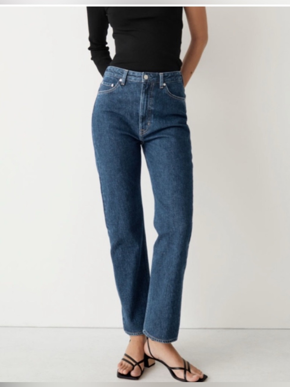 & Other Stories Favourite Cut Jeans High Waist Slim Straight Medium Wash 28/30